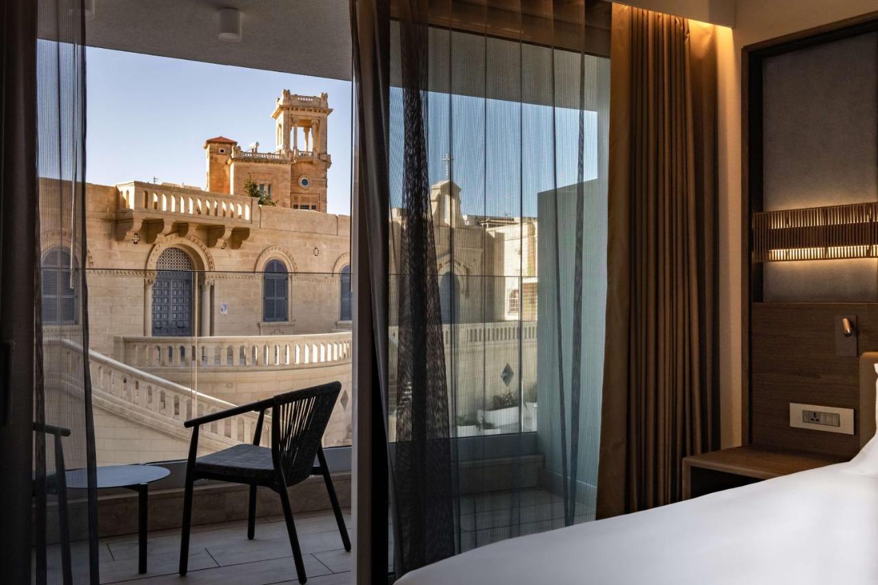 מלון Saint Julian's Hyatt Regency Malta מראה חיצוני תמונה